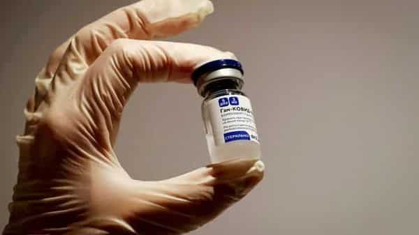 Gland Pharma has entered an agreement with Russian Direct Investment Fund (RDIF) to supply up to 252 million doses of the shots. (Photo: Reuters)