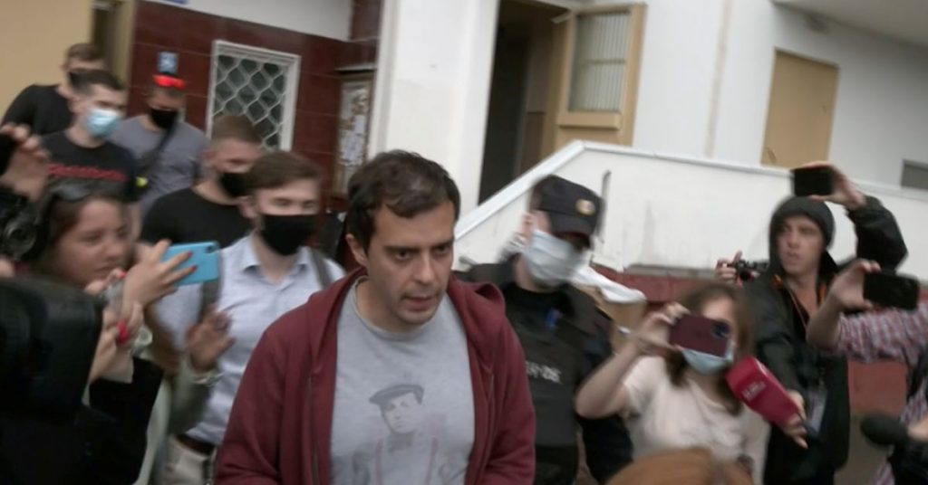 Россия объявляет, что редактор, вмешавшийся в распоряжение Навального, отравил разыскиваемого, сказал он.