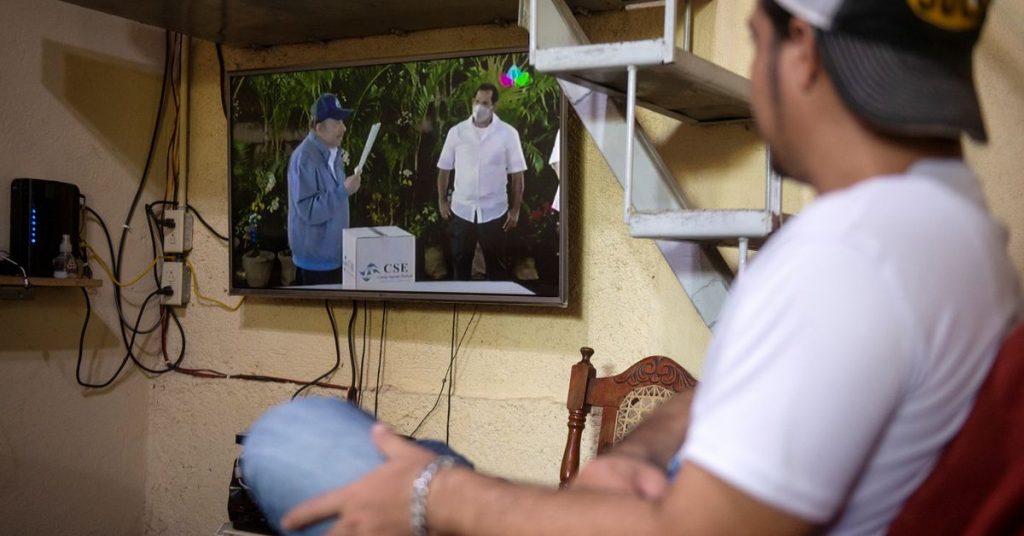 Ортега из Никарагуа добивается нового срока, США угрожают действовать