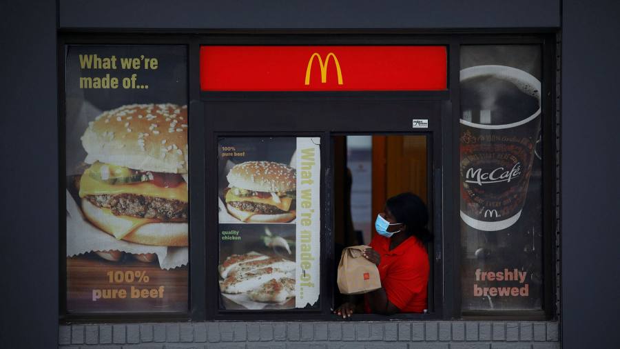 Прямые новости: рост продаж McDonald's отстает после блокировки Covid в Китае