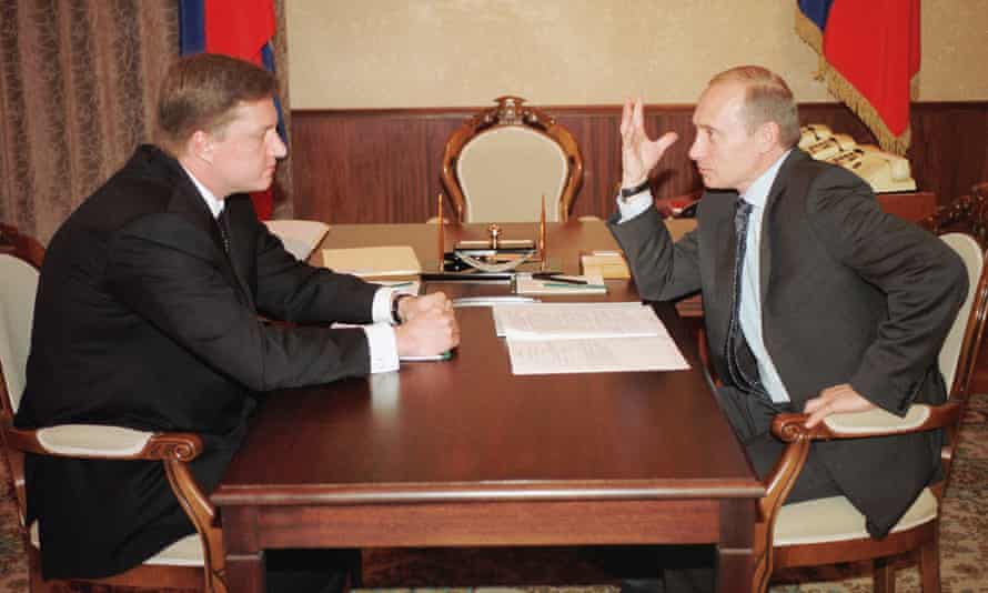 Владимир Чернухин на встрече с Владимиром Путиным в 2002 году.