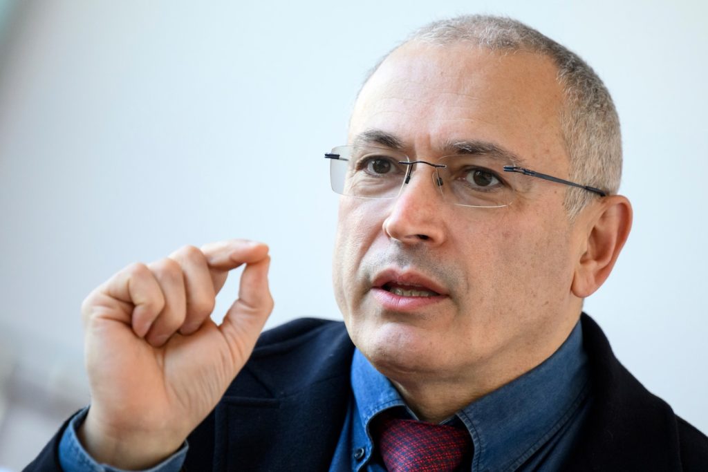 Ходорковский призывает другие русские меньшинства отделиться от Путина из-за войны на Украине