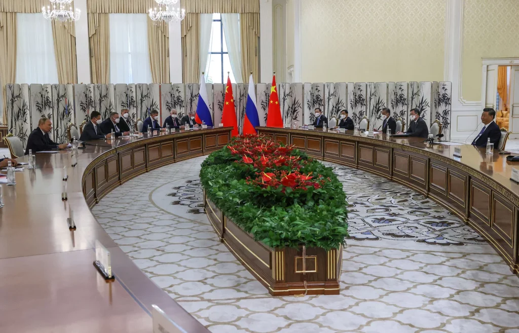 Встреча Си Цзиньпина и Путина на фоне военных потерь России