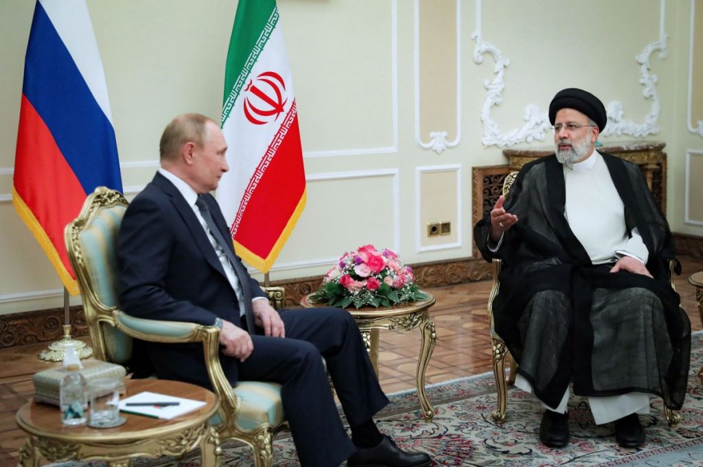 Путин обсудил экономическое сотрудничество с президентом Ирана