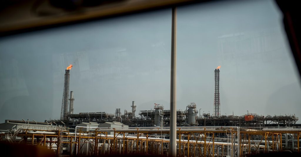 Катар расширяет свою гегемонию над природным газом за счет России